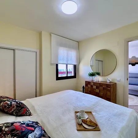 Clubrent - Coral Beach, 16º Piso, Vista Panoramica 아파트 칼페